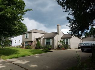 2906 Braley Ct, Midland, MI 48640
