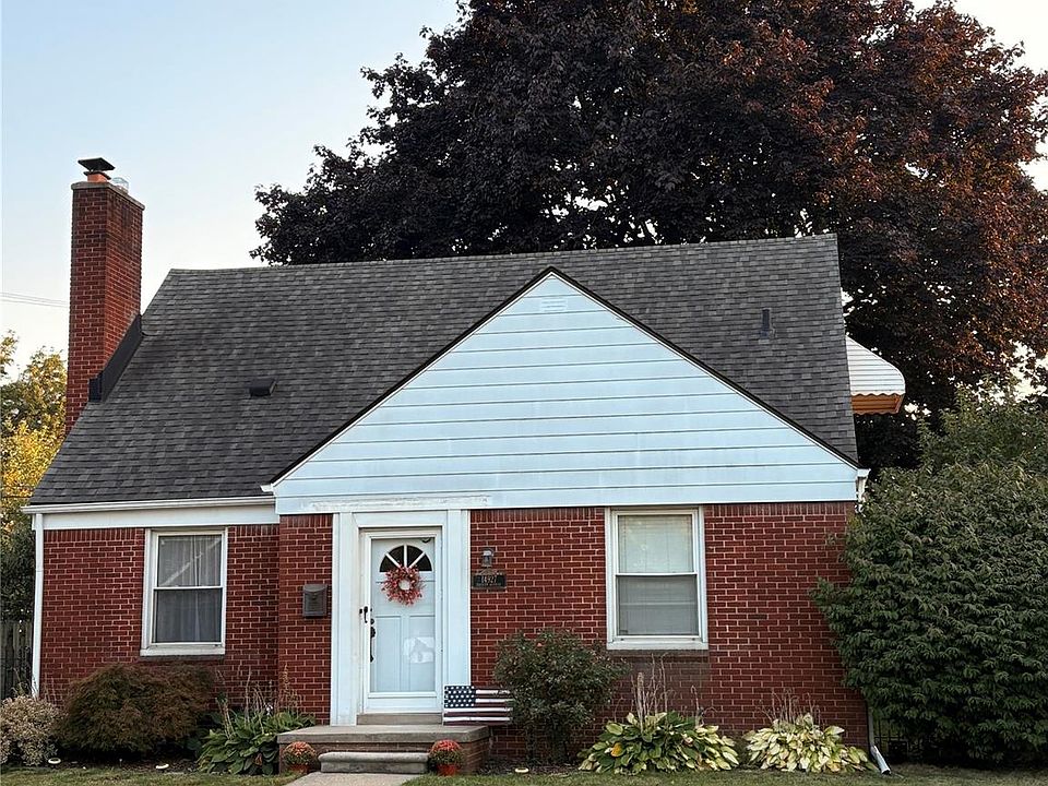 1st image of 14927 Dasher Ave