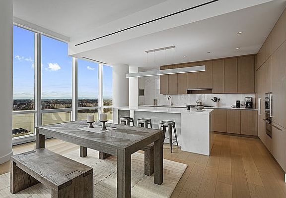 3rd image of 15 Hudson Yards #65A