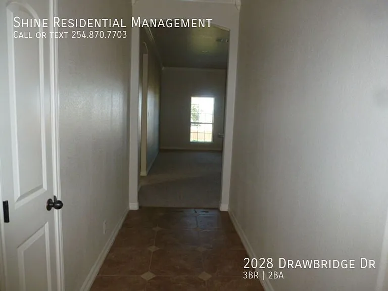 2028 Drawbridge Dr — Photo 6