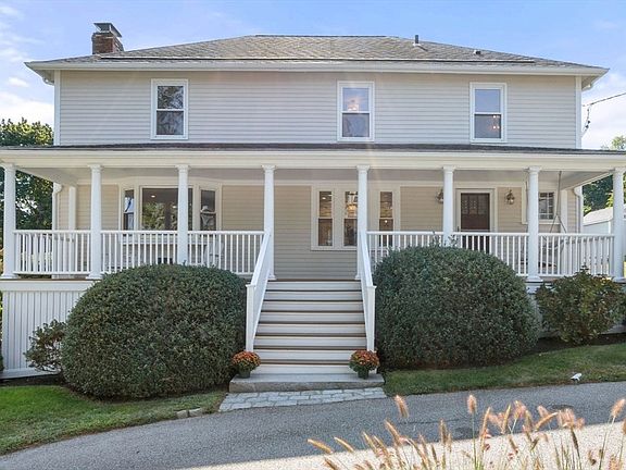 3rd image of 26 Ash St