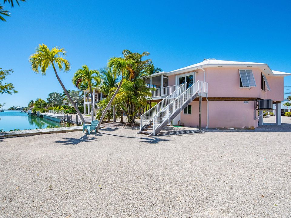 1st image of 17182 Starfish Ln W