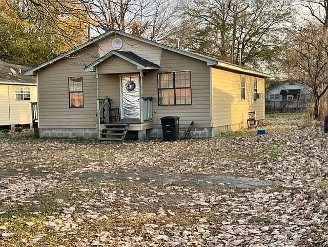 1st image of 410 N Morgan Ave