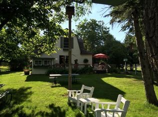 6003 Pickerel Lake Rd, Petoskey, MI 49770