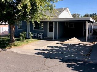 808 S Adams Ave, Warden, WA 98857