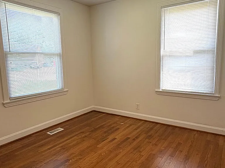 5611 Stoneway Trl #5611 — Photo 9
