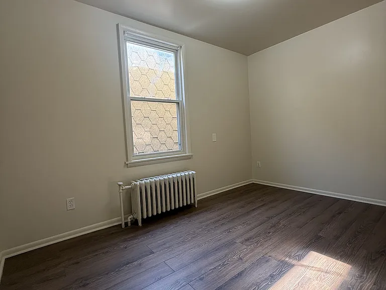 292 Catherine St #3 — Photo 7