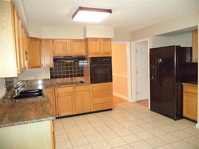 1517 Autumn Ridge Dr — Photo 4