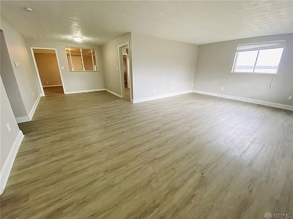 5th image of 905 Burman Ave