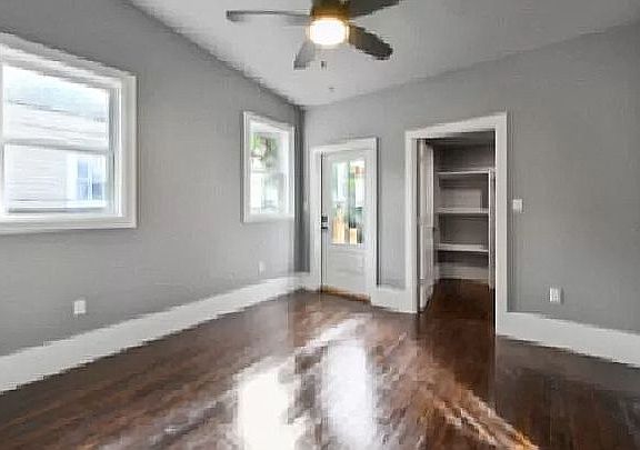 5th image of 1012 Cadiz St