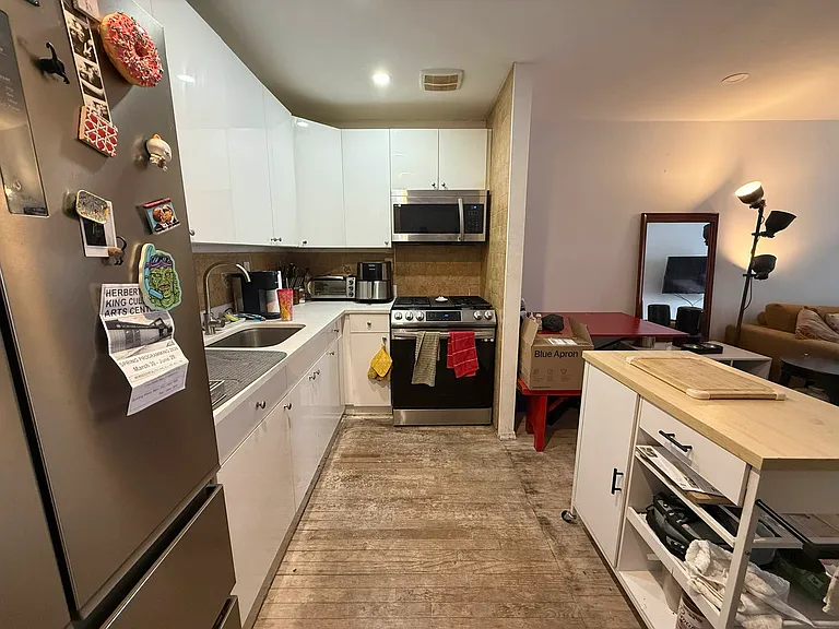 398 Lexington Ave #3F — Photo 7