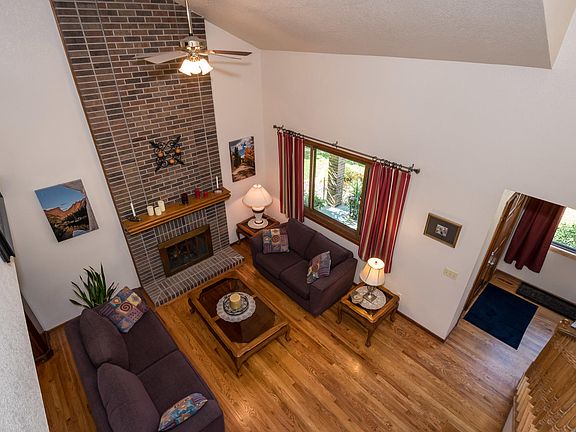 4th image of 1262 Clubhouse Dr