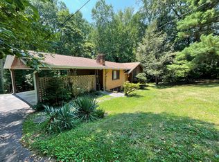 915 W Outer Dr, Oak Ridge, TN 37830