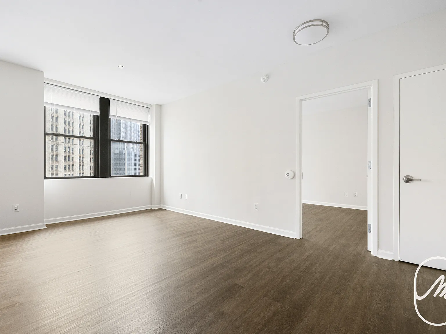 15 Park Row — Photo 2
