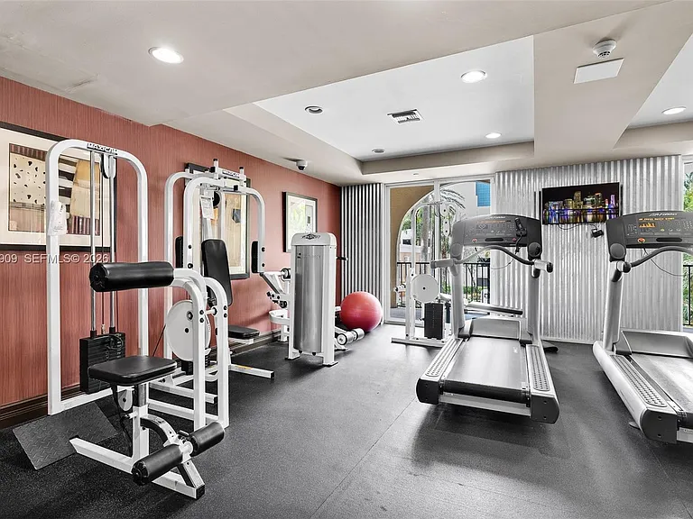 520 SE 5th Ave #1707 — Photo 30