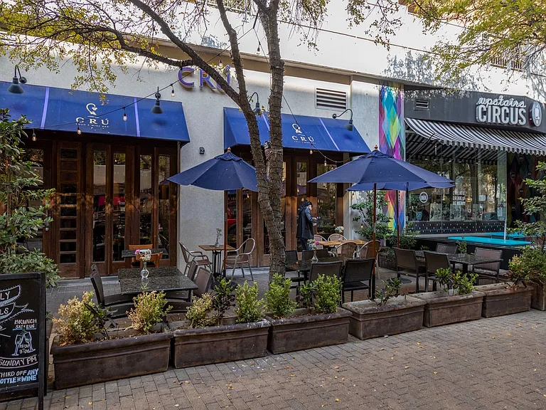 Downtown_retail (5)
