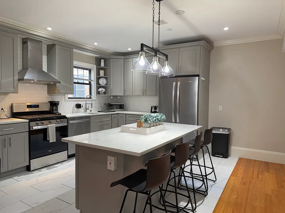 399 Broadway #2