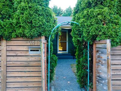9413 26th Avenue SW, Seattle, WA, 98106