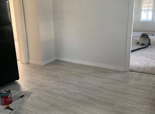 18-20 Edendale St, Springfield, MA 01104