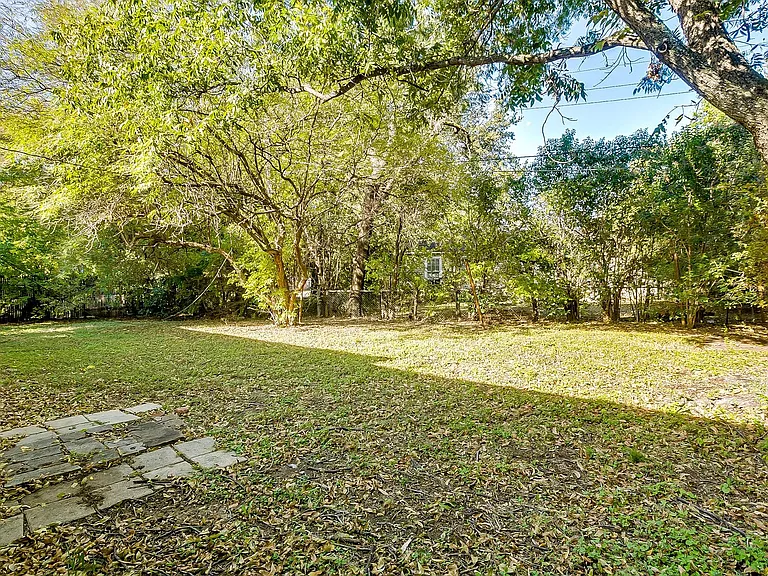 3928 Winfield Ave — Photo 31