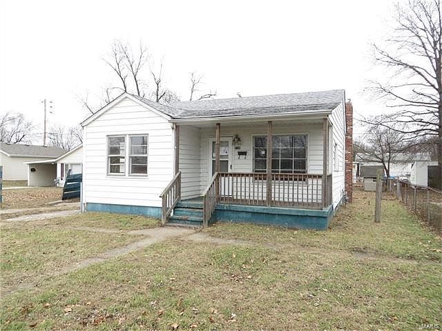 1st image of 739 Lincoln Ave