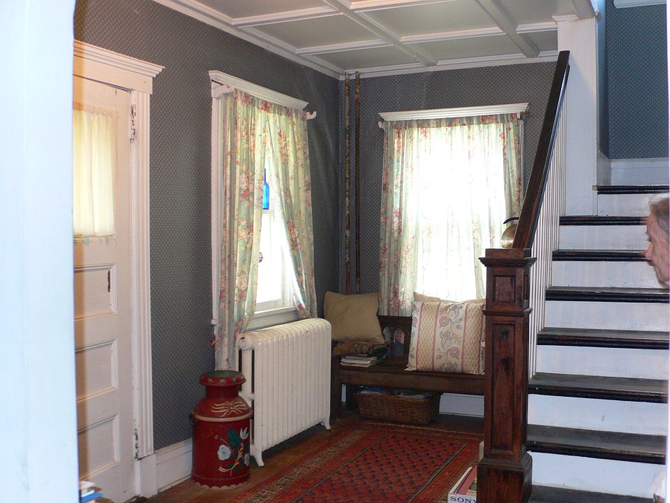 2nd image of 59 Maple Ave