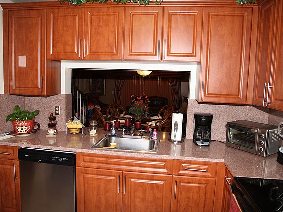 2nd image of 761 NW 106th Ave