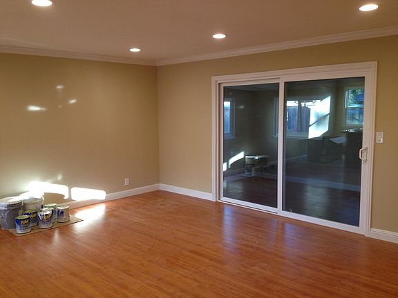 4th image of 1076 Audubon Dr