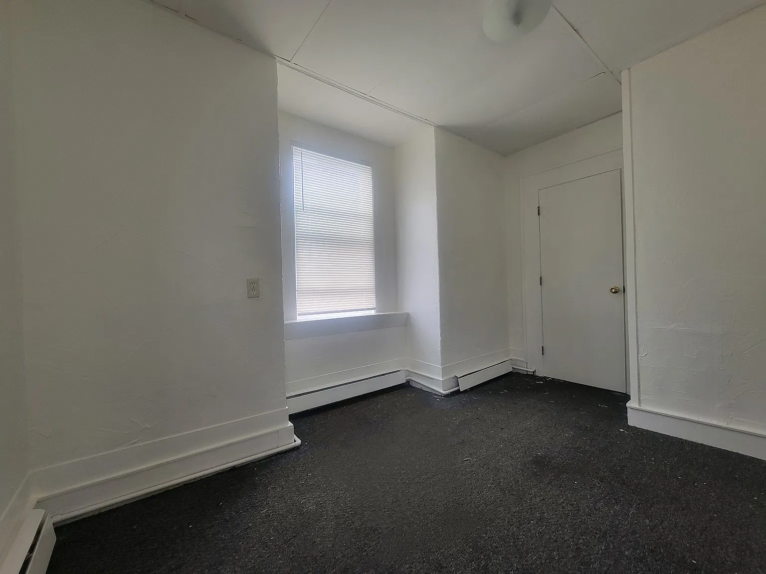 Studio, 400 sqft, $1,450 — Photo 4