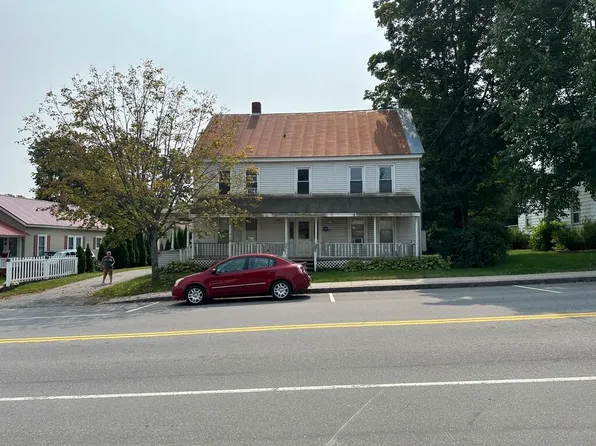 34 Main Street, Oakland, ME 04963