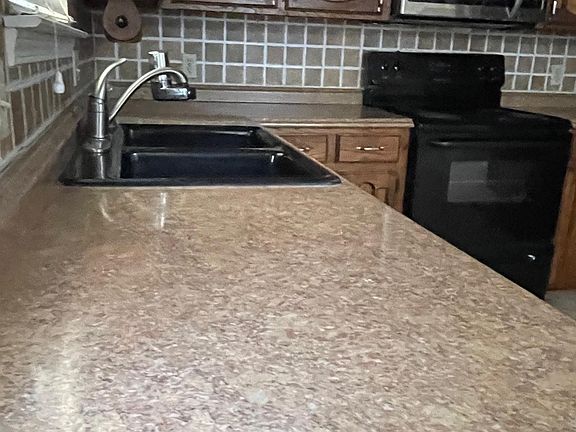 5th image of 12972 Rambling Oaks Ave