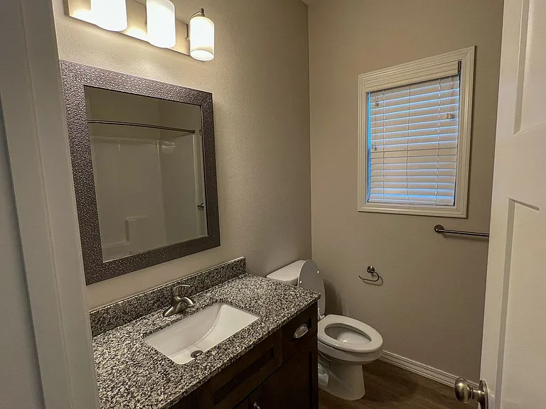 3021 W Cardinal St — Photo 17