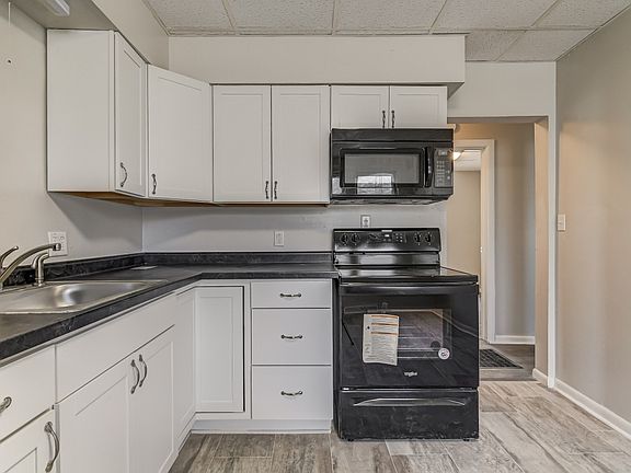 2nd image of 2156 E Reservoir St