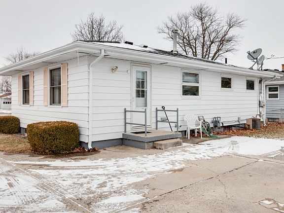 4th image of 475 Glendale Dr