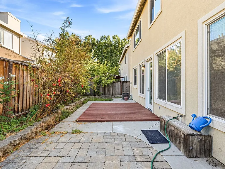 2018 McKenzie Pl — Photo 34