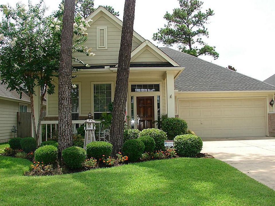 1st image of 13015 Oakwood Manor Dr