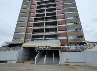 8745 165th St NW, Edmonton, AB T5R2R7