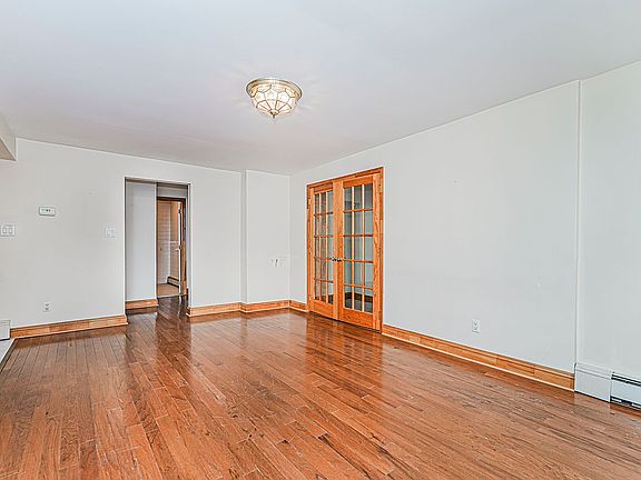 4th image of 1309 82nd St