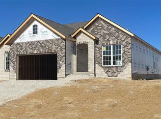 111 Savannah Terrace Dr, Wentzville, MO 63385