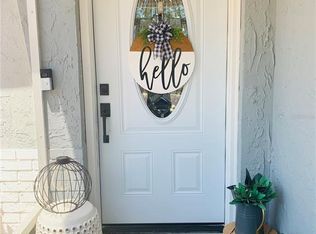 312 Honey Locust Ct, Seffner, FL 33584