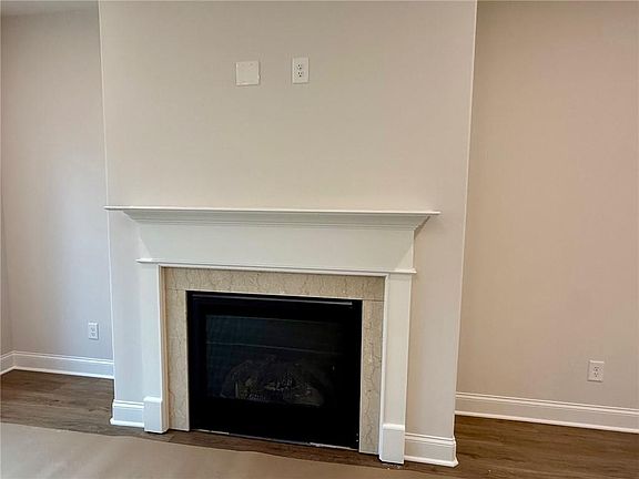 7th image of this home