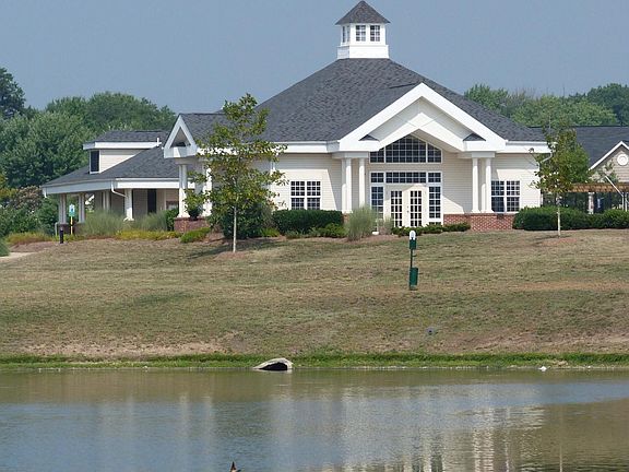4th image of 404 Talamore Dr