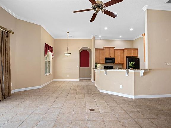 3rd image of 1033 Jilliam Way