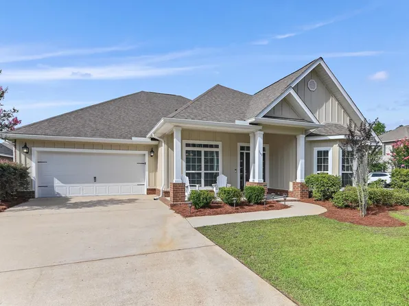 360 Lilly Bell Ln, Freeport, FL 32439