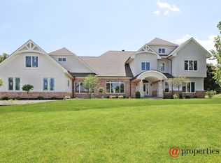 26770 N Longmeadow Cir, Mundelein, IL 60060