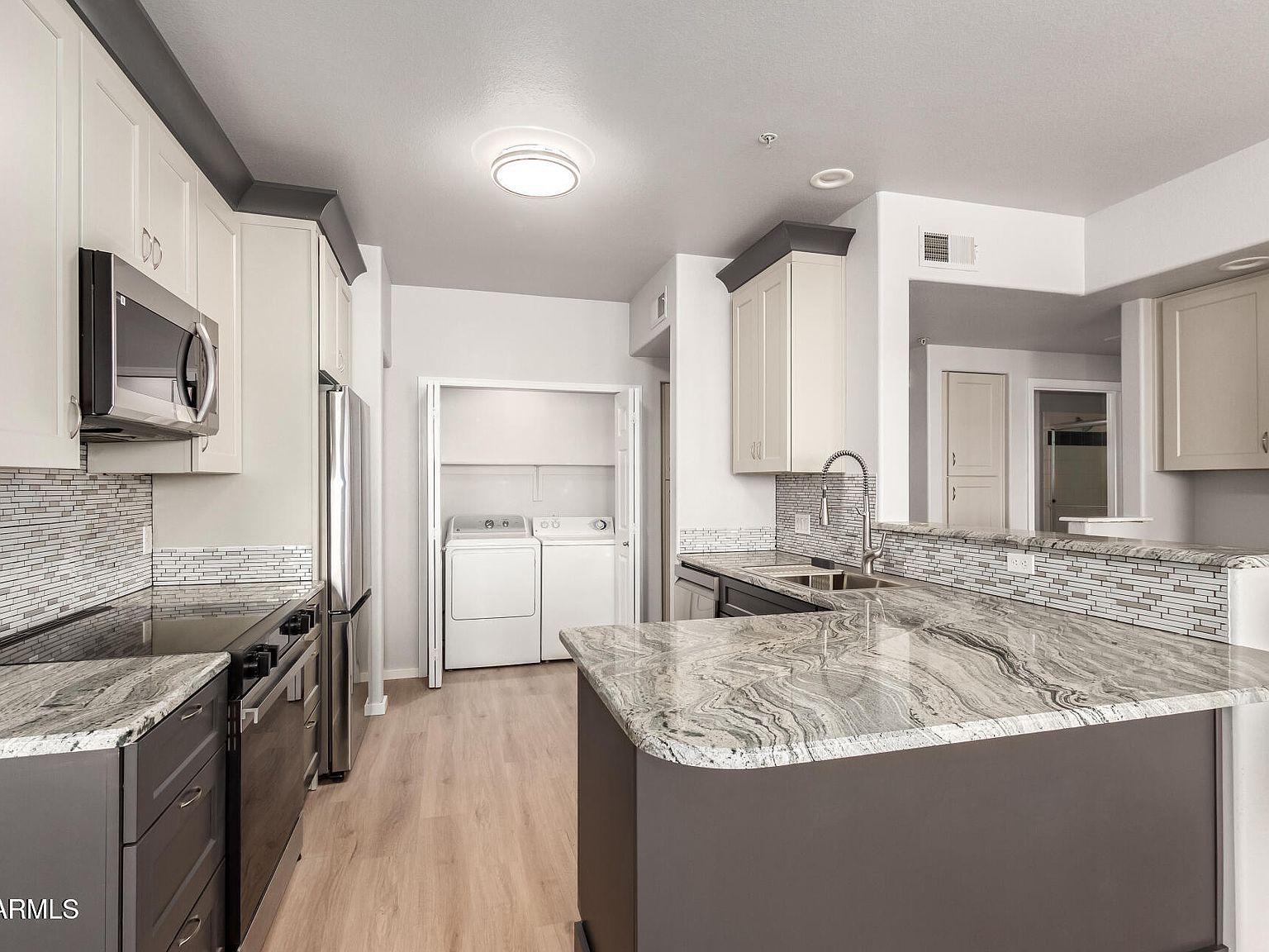 9820 N CENTRAL Avenue #130, Phoenix, AZ 85020 | Zillow
