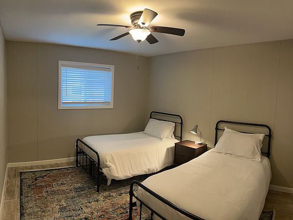 5th image of 1313 Benton St APT C