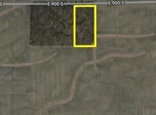 900 South Rd, Warren, IN 46792