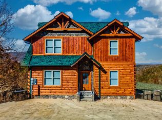 1250 Bird Nest Way, Sevierville, TN 37862