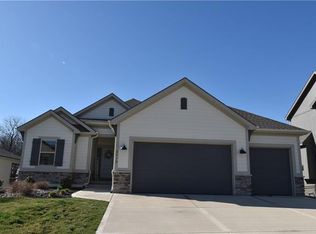 2610 SW River Trail Rd, Lees Summit, MO 64082